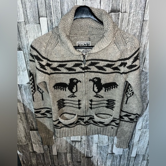 TNA Patterned Cardigan - Picture 1 of 3